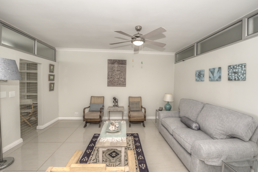 To Let 2 Bedroom Property for Rent in Humewood Eastern Cape